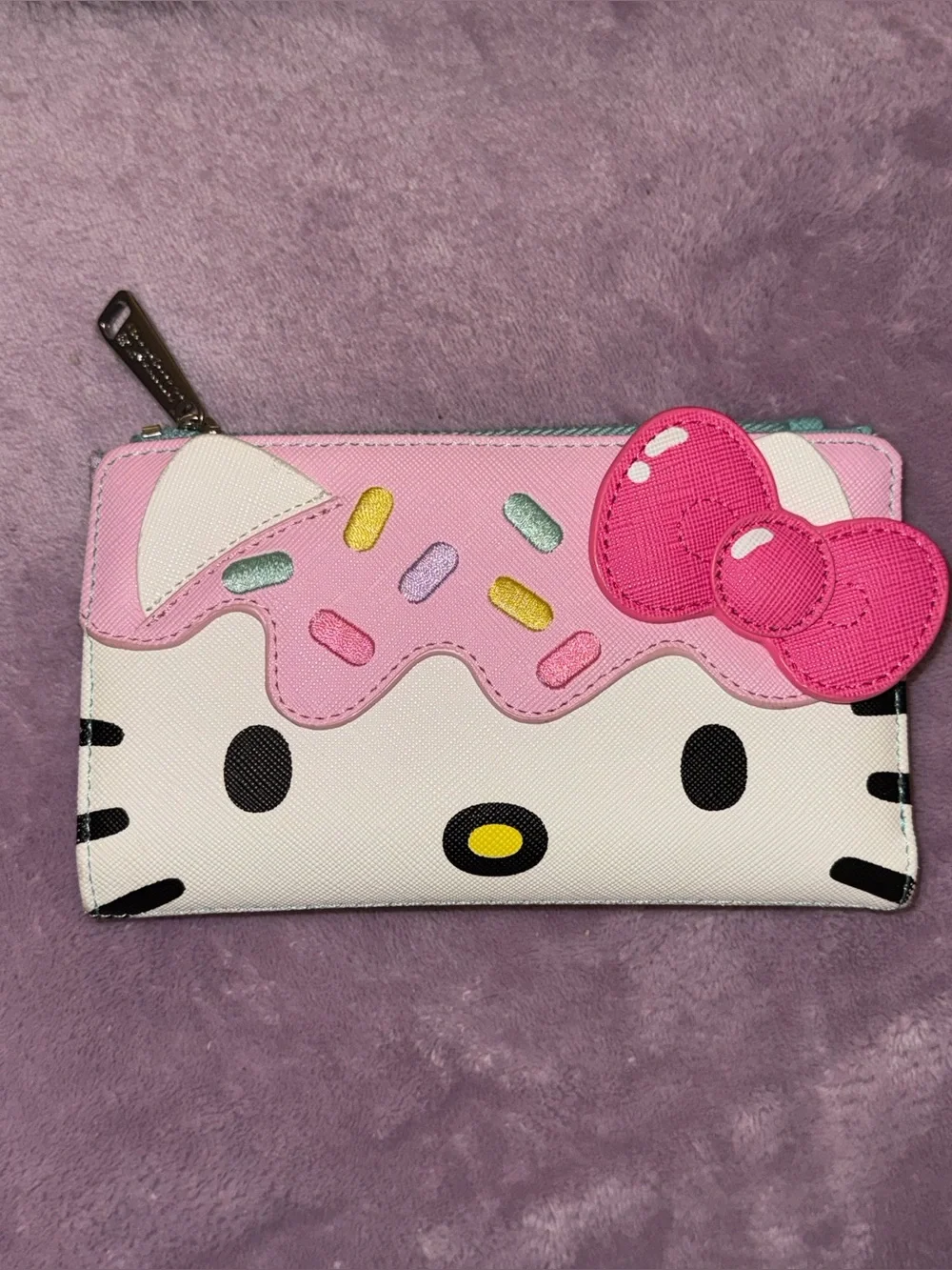 Loungefly Sanrio Hello Kitty Cupcake Wallet